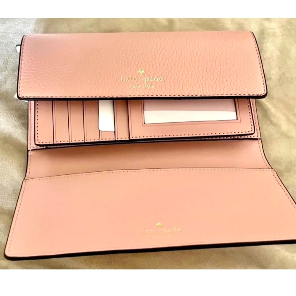 Kate Spade New York Southport ave Sandra leather wallet NWT with free chain 🌟⚜️ - Picture 2 of 2